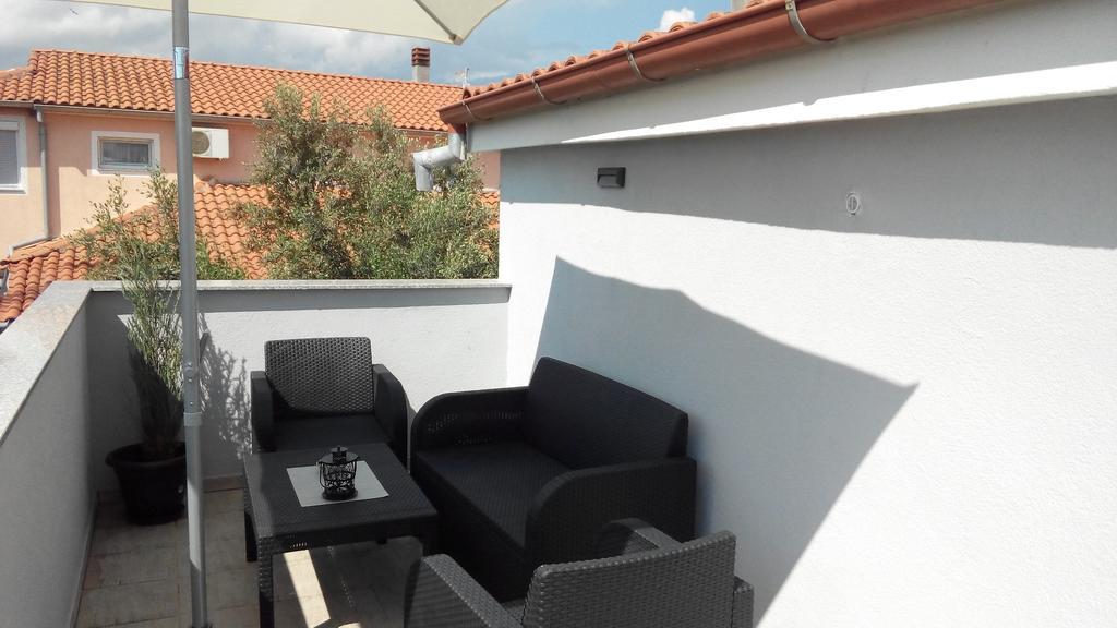 Holiday Home Marsan พูลา ภายนอก รูปภาพ